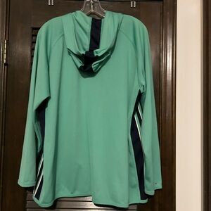 SKB Performance hooded jacket/windbreaker. Like new